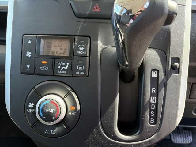 DAIHATSU TANTO 2015 Image 31