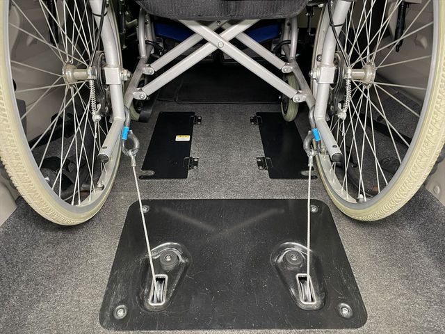 NISSAN SERENA  WG 2018 Image 31