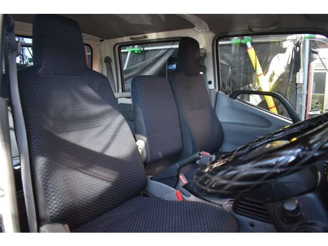 HINO DUTRO 2019 Image 31