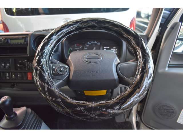 HINO DUTRO 2019 Image 31