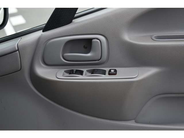 HINO DUTRO 2019 Image 31