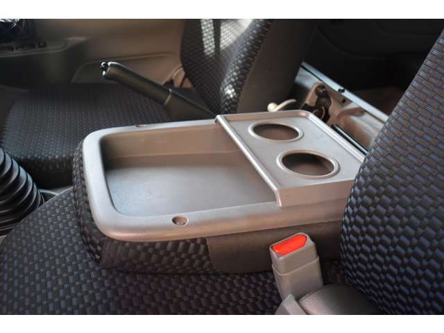 HINO DUTRO 2019 Image 31