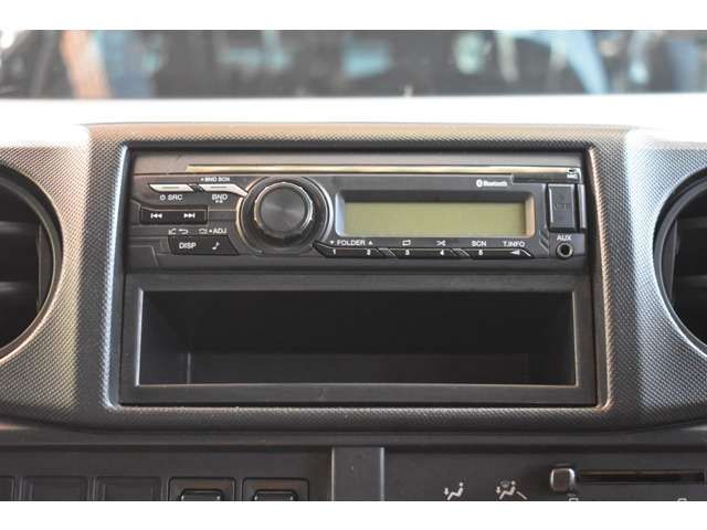 HINO DUTRO 2019 Image 31