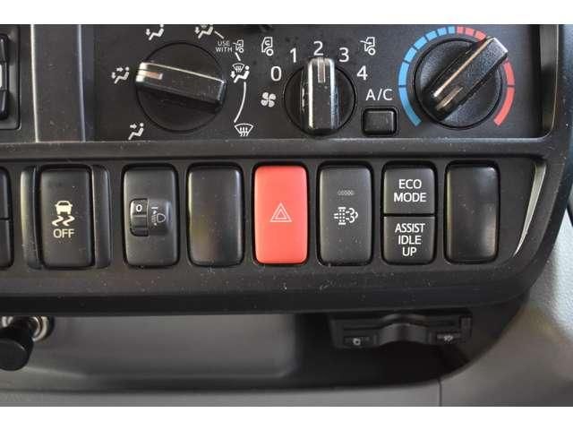 HINO DUTRO 2019 Image 31