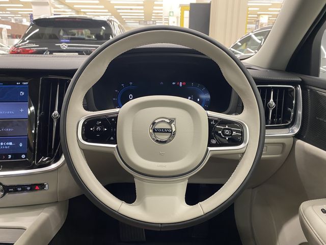 VOLVO V60 2025 Image 31