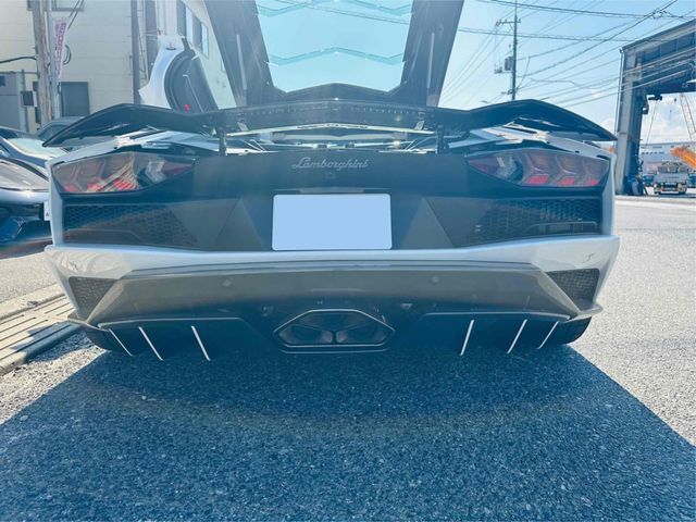LAMBORGHINI AVENTADO 2018 Image 31