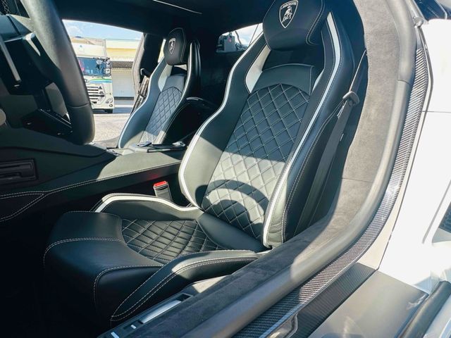 LAMBORGHINI AVENTADO 2018 Image 31