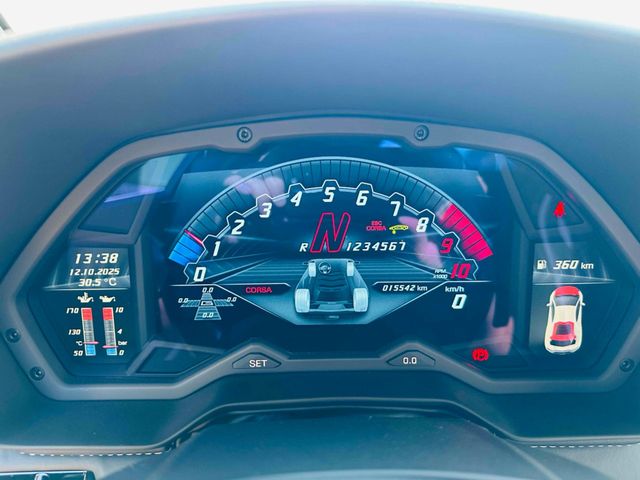 LAMBORGHINI AVENTADO 2018 Image 31