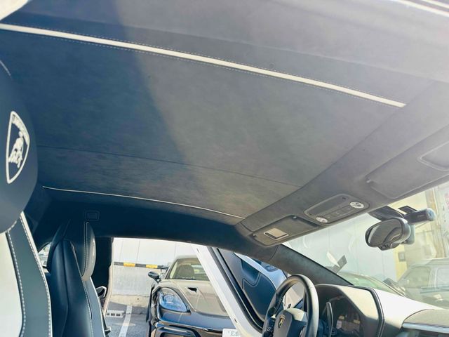 LAMBORGHINI AVENTADO 2018 Image 31