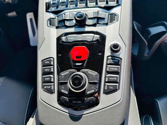 LAMBORGHINI AVENTADO 2018 Image 31
