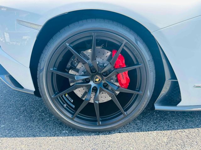 LAMBORGHINI AVENTADO 2018 Image 31
