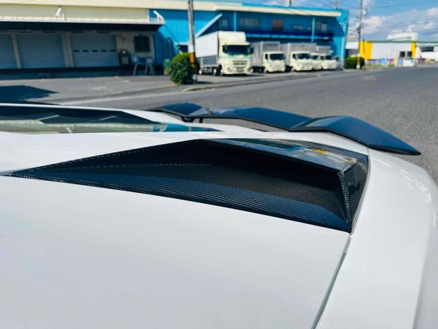 LAMBORGHINI AVENTADO 2018 Image 31