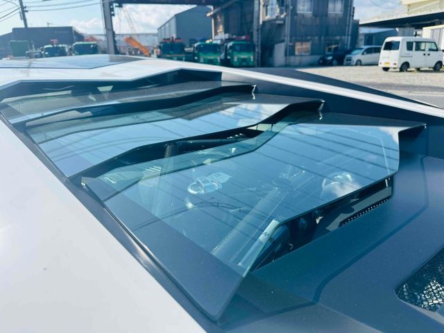 LAMBORGHINI AVENTADO 2018 Image 31