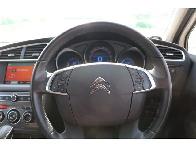 CITROEN C4 2018 Image 31