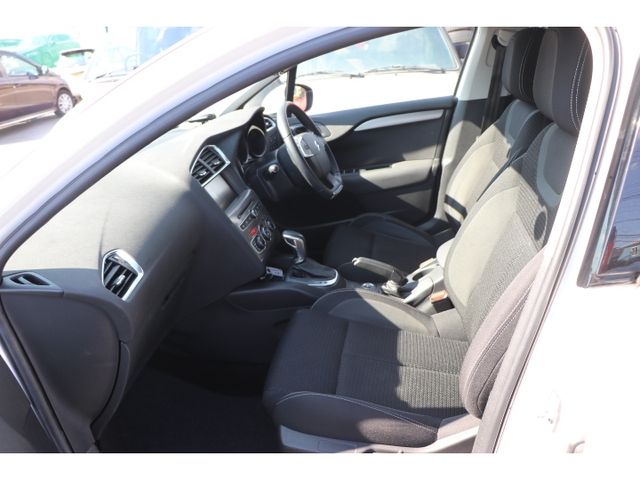 CITROEN C4 2018 Image 31