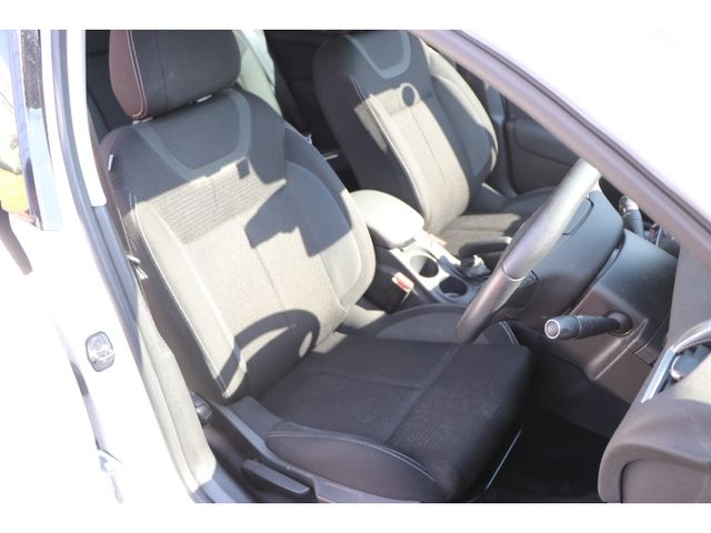 CITROEN C4 2018 Image 31