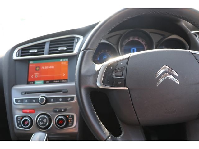CITROEN C4 2018 Image 31