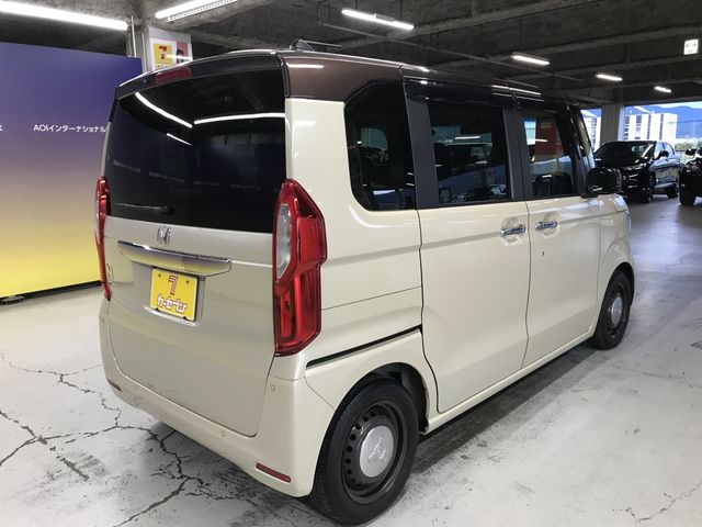 HONDA N BOX 2021 Image 31