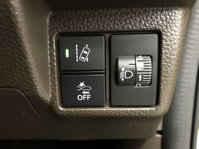 HONDA N BOX 2021 Image 31