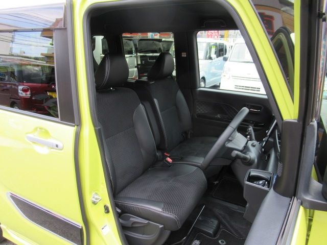 DAIHATSU TANTO CUSTOM 2021 Image 31