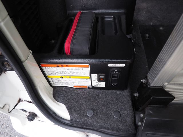 NISSAN NV200 VANETTE WAGON 2012 Image 31