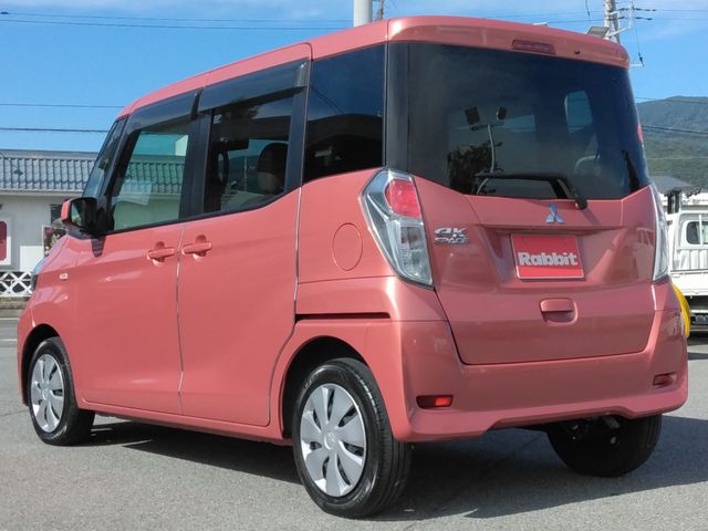 MITSUBISHI EK SPACE 2017 Image 31