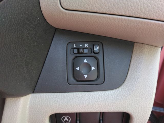 MITSUBISHI EK SPACE 2017 Image 31