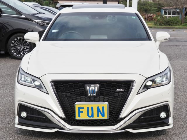 TOYOTA CROWN SEDAN HYBRID 2019 Image 31