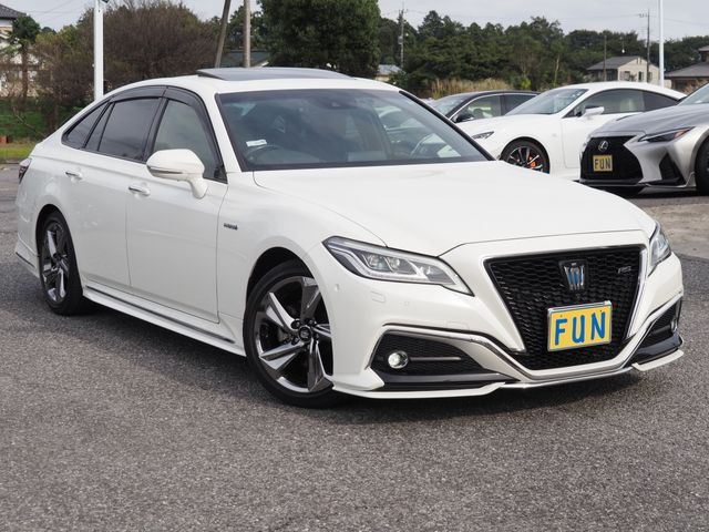 TOYOTA CROWN SEDAN HYBRID 2019 Image 31