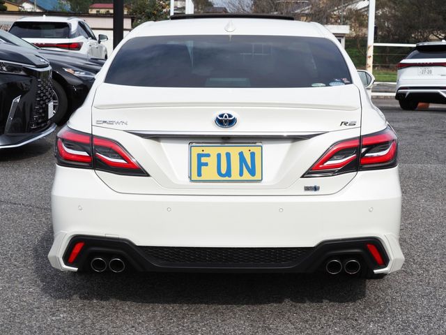 TOYOTA CROWN SEDAN HYBRID 2019 Image 31