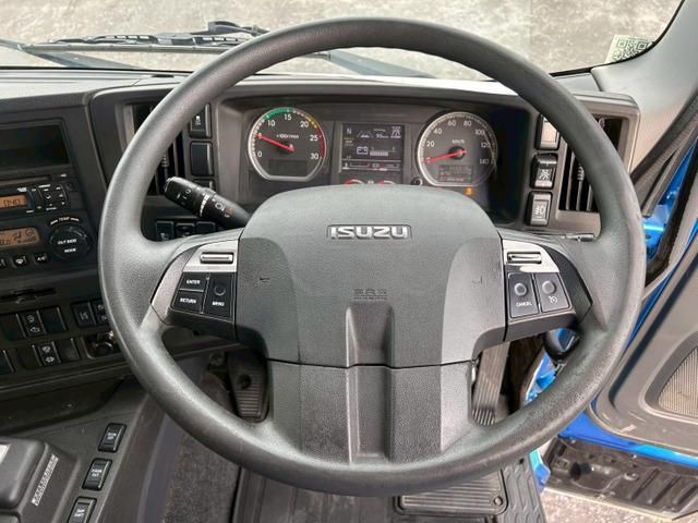 ISUZU GIGA 2017 Image 31