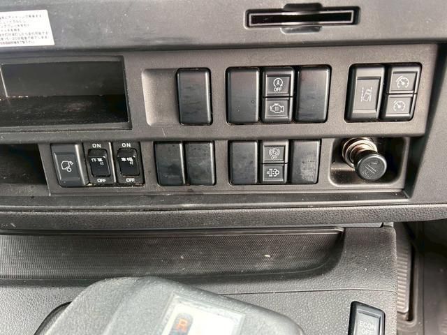 ISUZU GIGA 2017 Image 31