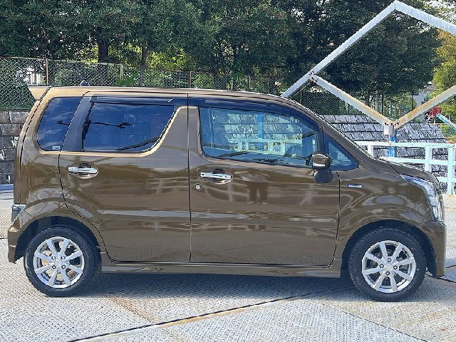 SUZUKI WAGON R STINGRAY 2018 Image 31