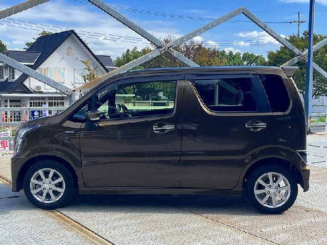 SUZUKI WAGON R STINGRAY 2018 Image 31