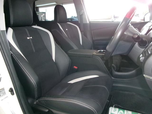 TOYOTA PRIUS ALPHA 2016 Image 31