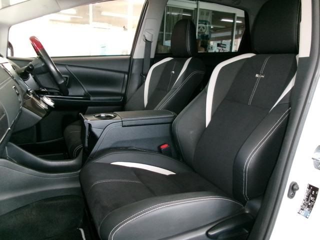 TOYOTA PRIUS ALPHA 2016 Image 31