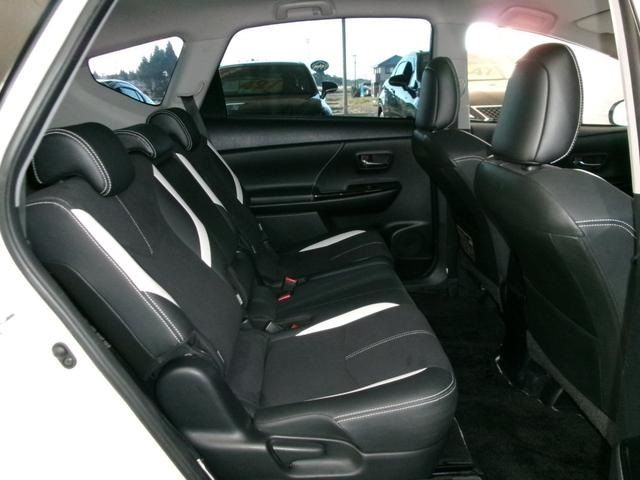 TOYOTA PRIUS ALPHA 2016 Image 31