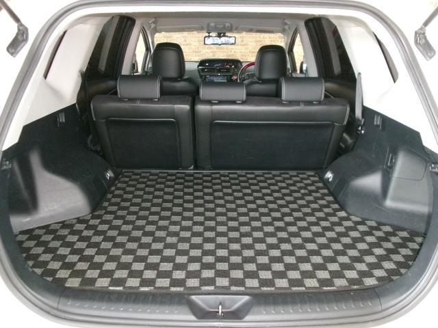 TOYOTA PRIUS ALPHA 2016 Image 31