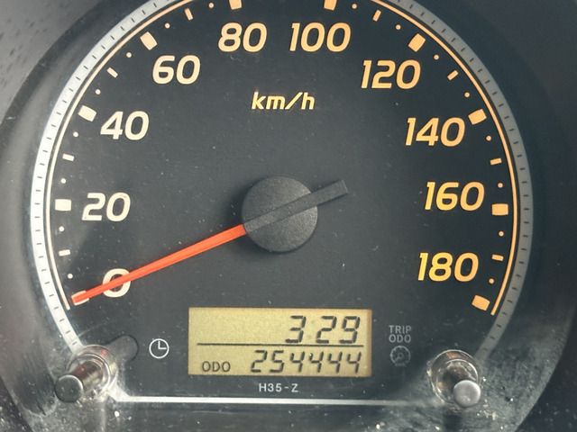 TOYOTA HIACE VAN 2WD 2005 Image 31