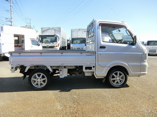 NISSAN NT100 CLIPPER 2018 Image 31