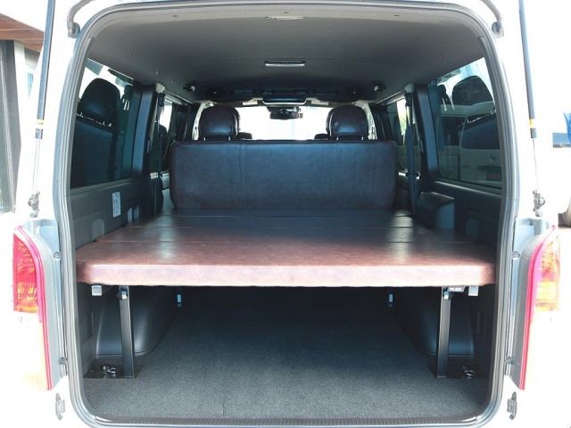 TOYOTA HIACE VAN 2WD 2020 Image 31