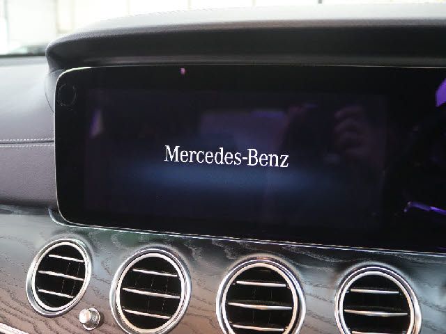 MERCEDES BENZ E CLAS 2020 Image 31