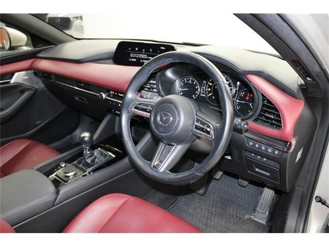 MAZDA 3 FASTBACK 2021 Image 31