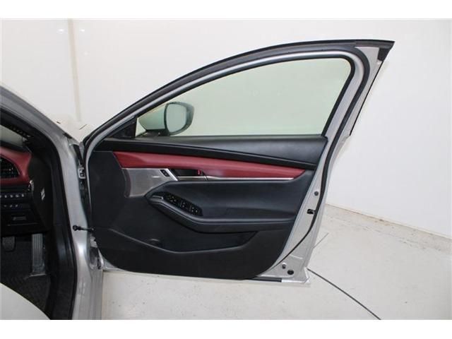 MAZDA 3 FASTBACK 2021 Image 31