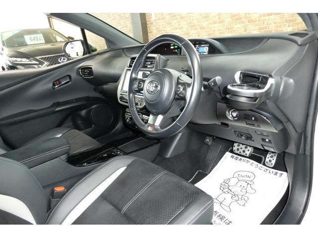 TOYOTA PRIUS PHV 2019 Image 31