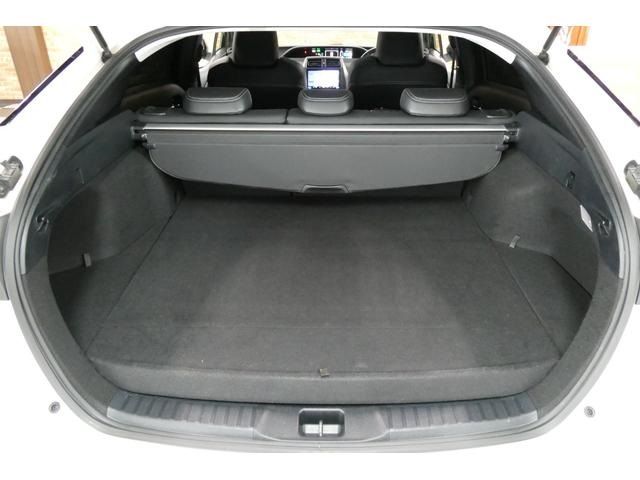 TOYOTA PRIUS PHV 2019 Image 31