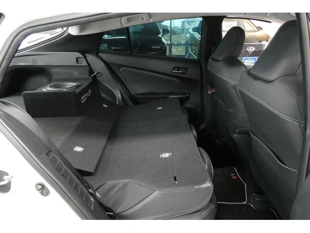 TOYOTA PRIUS PHV 2019 Image 31