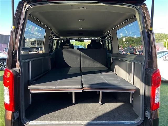 NISSAN NV350 CARAVAN 2021 Image 31