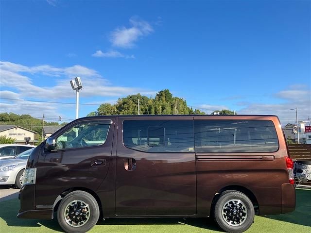 NISSAN NV350 CARAVAN 2021 Image 31