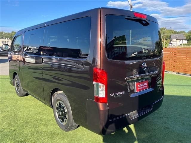 NISSAN NV350 CARAVAN 2021 Image 31